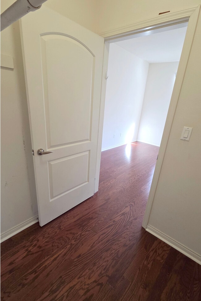 Photo - 360 W Ave 26 Ave Unidad 228