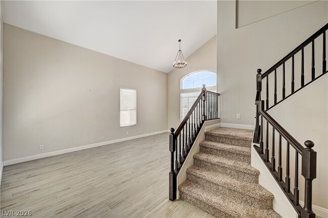 Photo - 7832 Blue Eagle Way