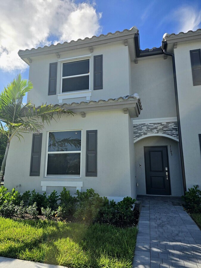 Photo - 1193 NW 1st Ter Townhome