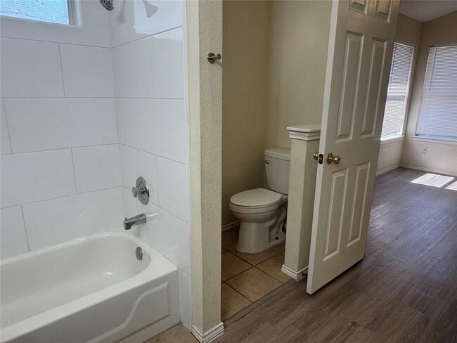 Photo - 1107 Bohica Way