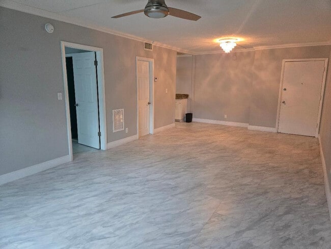 Photo - 669 W Oakland Park Blvd Unit 104-B
