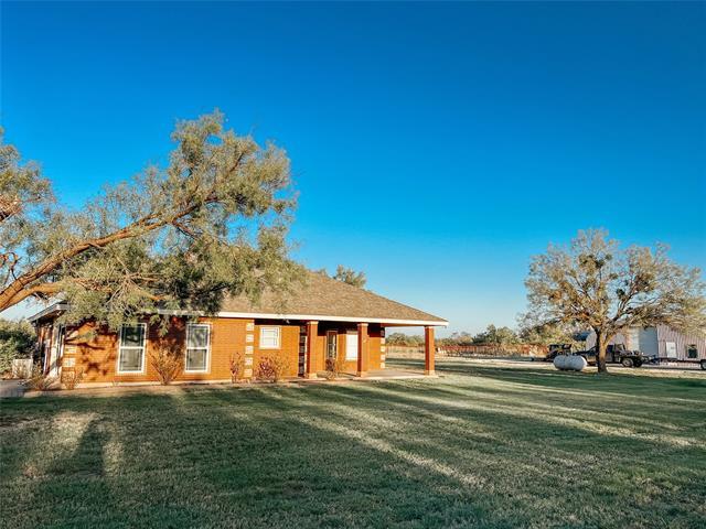Photo - 7671 CR 410 House