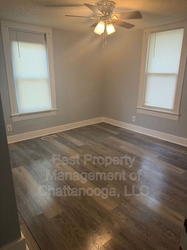 Photo - 4802 Oakland Ave