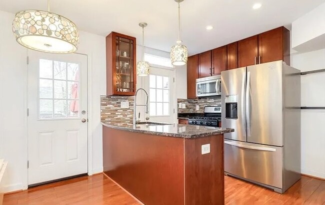 Photo - 329 Wesmond Dr