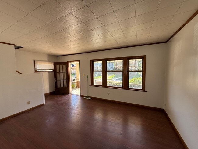 Photo - 9906 Zimmer Ave