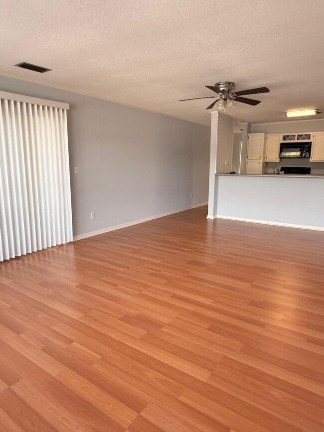 Photo - 300 Yacht Club Dr Unidad 8