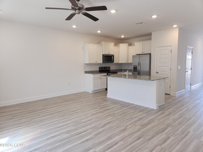 Photo - 157 Ellery Ln