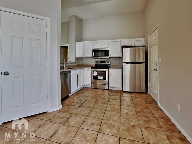 Photo - 8913 W Fairmount Ave