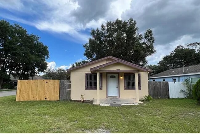 Building Photo - 1260 Depugh St Rental