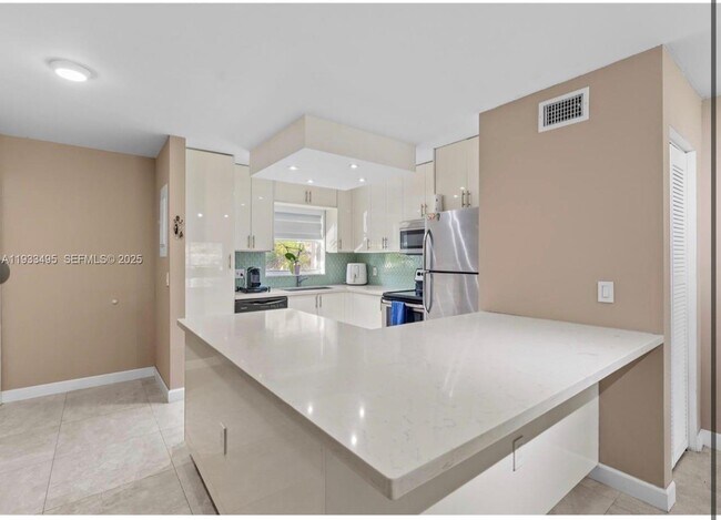 Photo - 8511 Old Country Manor Unit 408