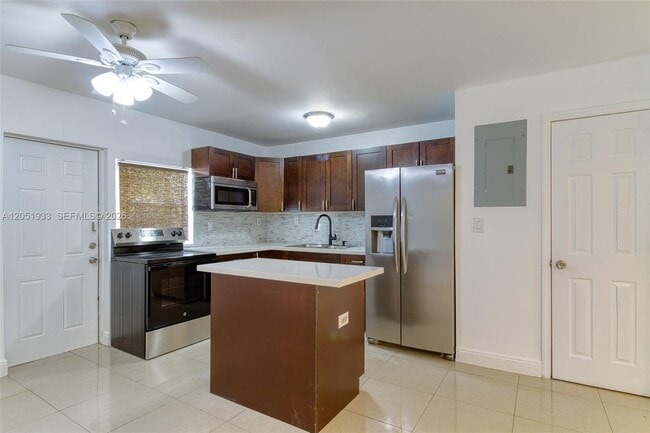 Photo - 5215 SW 40th Ave