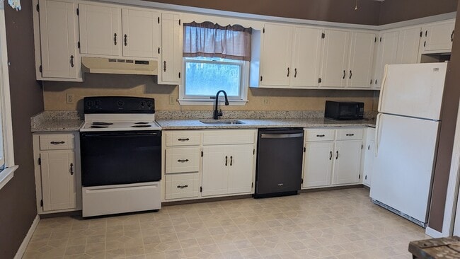 Photo - 21 Rosemont Ct Unit 21B Rosemont Ct