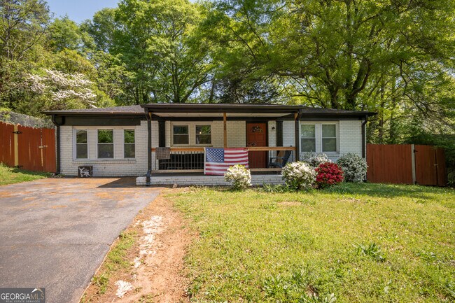 Photo - 120 Hillside St