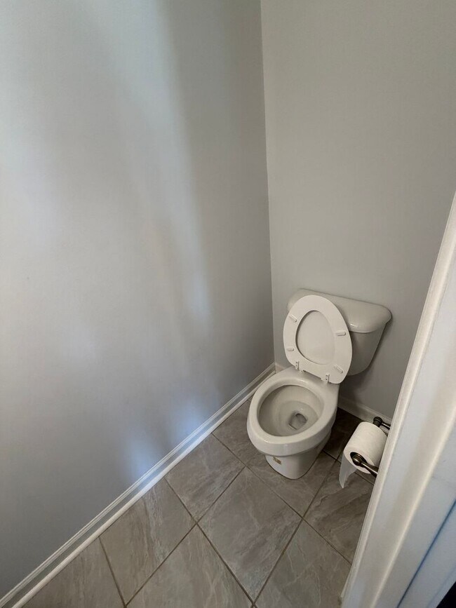 Photo - FOR RENT