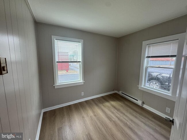 Photo - 112 Academy Ave Unit A