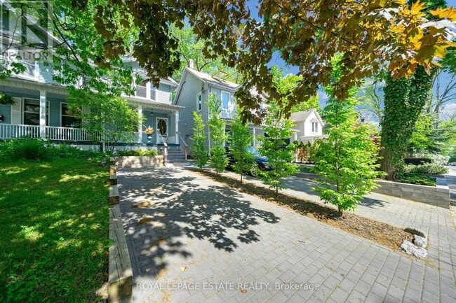 Photo - 101 Silver Birch Ave