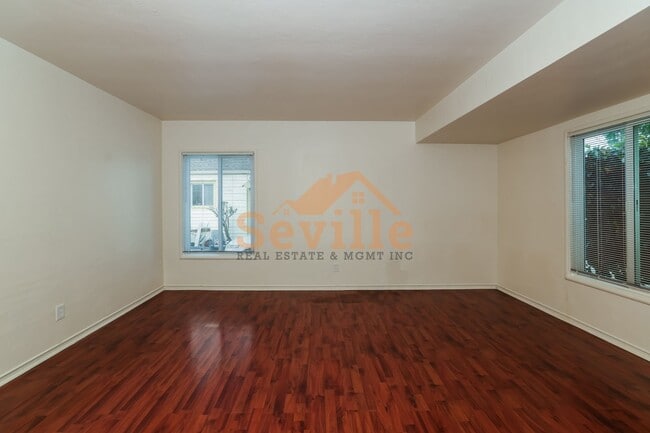 Photo - Single story 3BR/1BA home in convenient South Berkeley neighborhood.