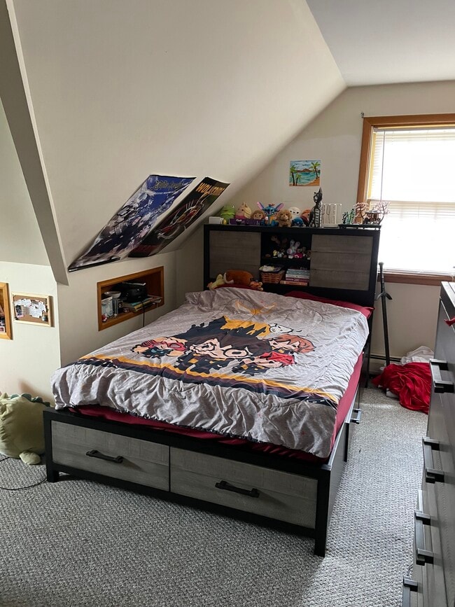 10x12 Bedroom - 116 E Prospect St Unit 2