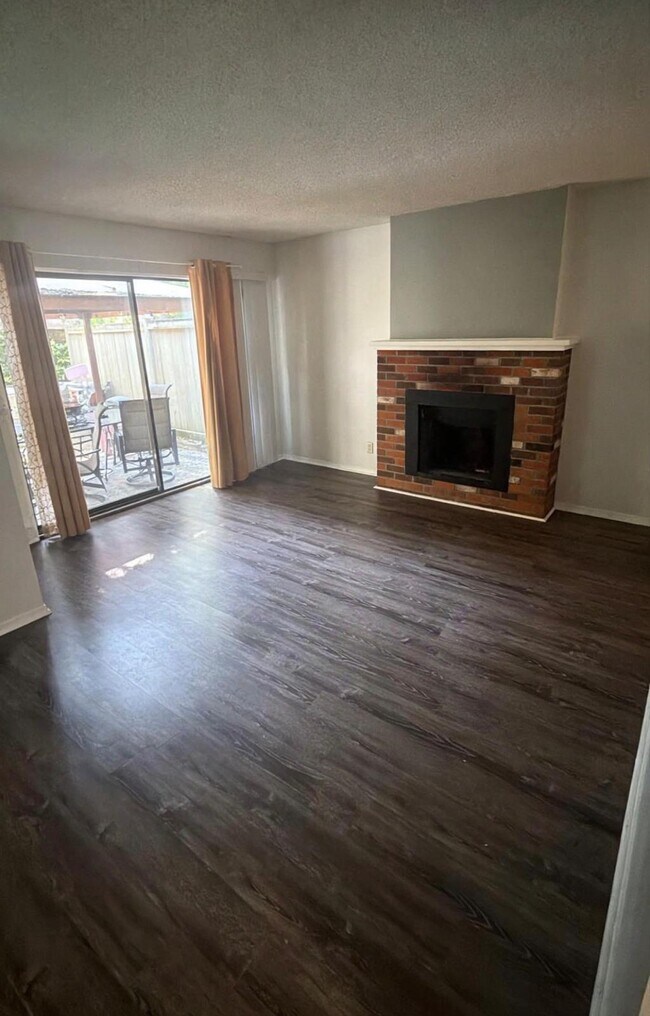 7324 Dunvegan Ct Unit 7324