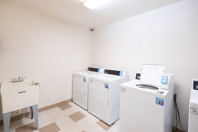 Timber Ridge Apartments Laundry Room