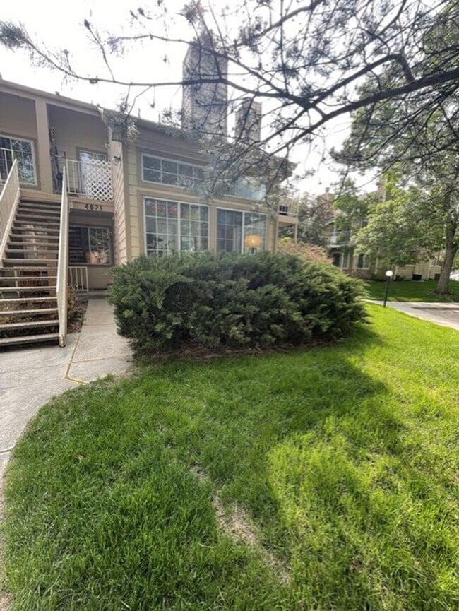 Building Photo - Charming 2 Bedroom Condo in Boulder's Powderhorn Community