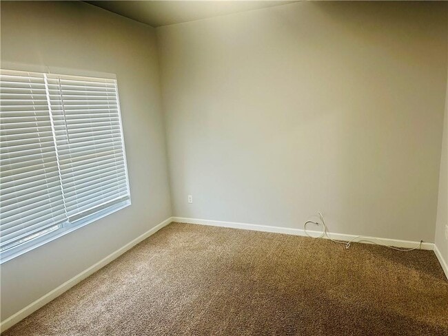 Photo - 6078 Oak Bend Ct