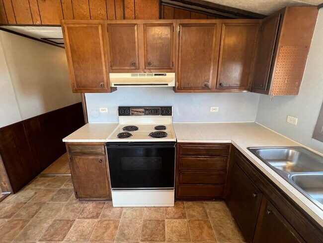 Photo - 28207 County Road 79