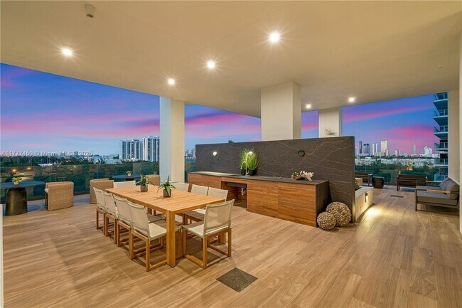 Photo - 16395 Biscayne Blvd Unit TH 6