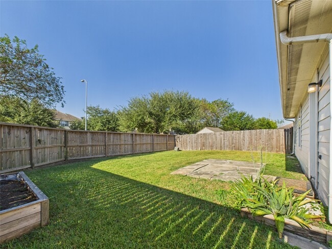 Photo - 3318 Field Manor Ln