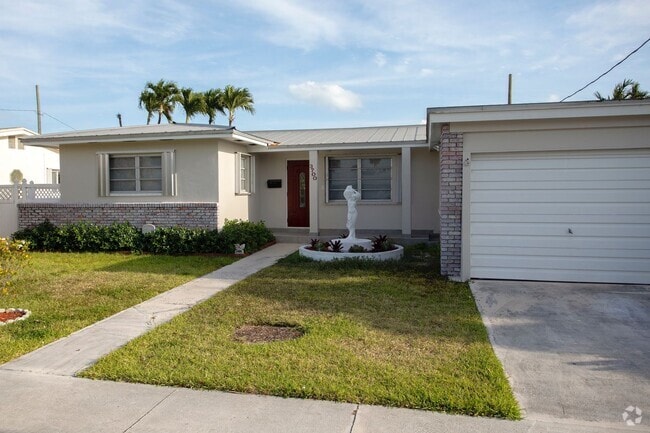 Building Photo - Move-In Ready 3/2 with Driveway & Backyard... Rental