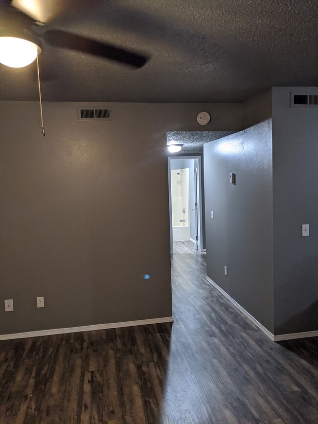 Photo - 1194 Flint Pl