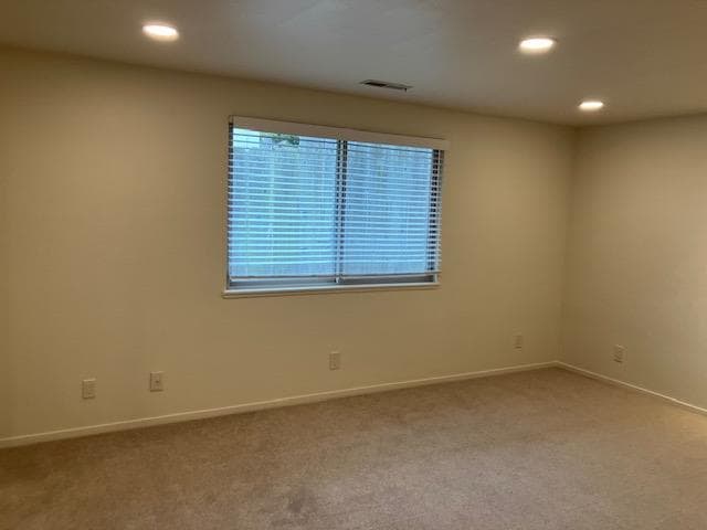 Photo - 639 Belden St