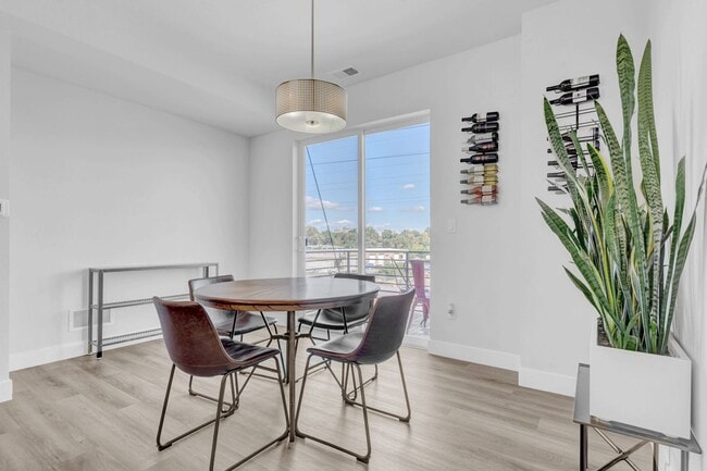 Photo - Stunning 3-bedroom, 4-bathroom townhouse!