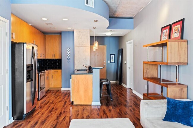 Photo - 360 Nueces St Unit 2006