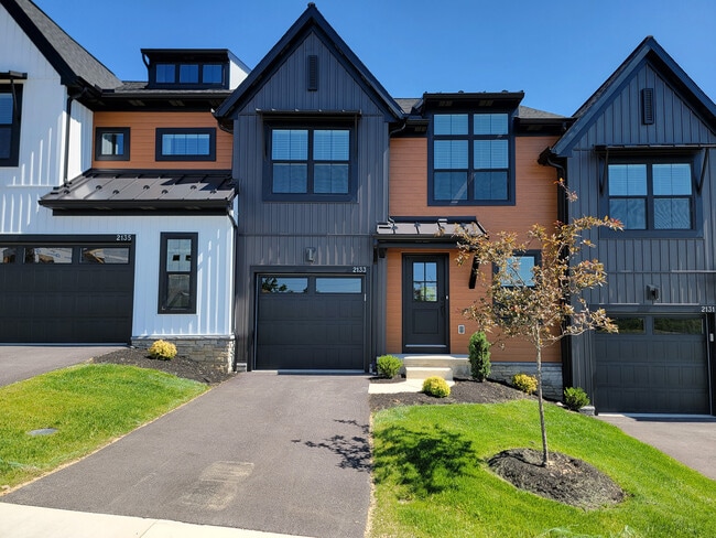 Building Photo - 2133 S Autumn Chase Dr Rental