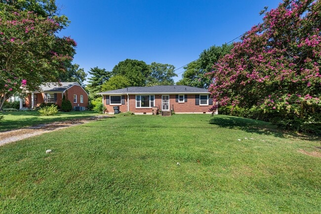 Photo - 5003 Hasty Dr