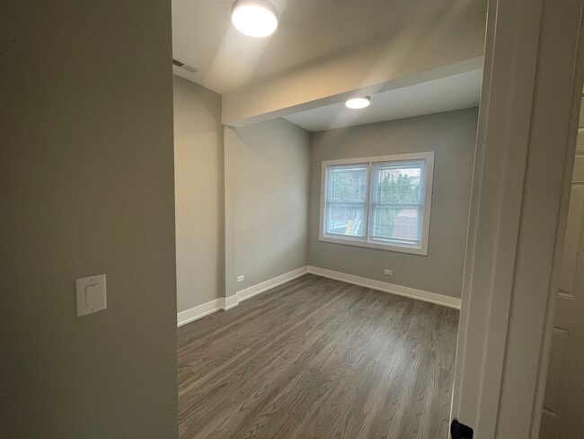 Photo - 3617 W Shakespeare Ave Unit #1A