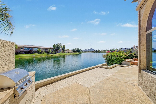 Photo - 8407 E Del Camino Dr