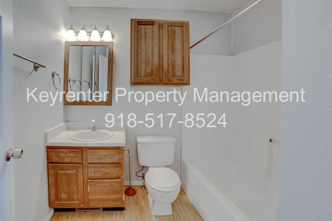 Photo - Beautiful 3 Bedroom, 2.5 Bath Condo in Canterbury!