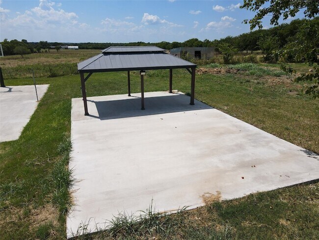 Photo - 255 Frog Pond Rd House