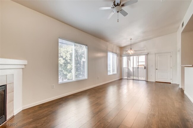 Photo - 3511 Desert Cliff St Unit 203