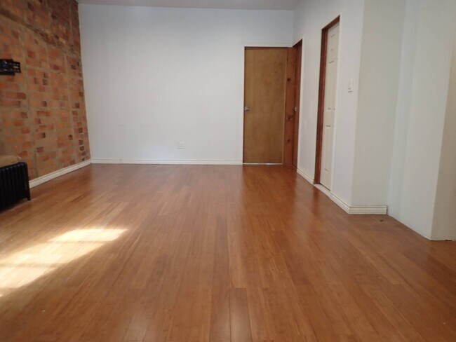 Photo - 89 Clermont Ave Unit 3
