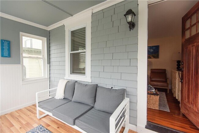 18 Almy St