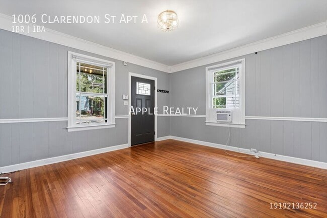 Photo - 1006 Clarendon St