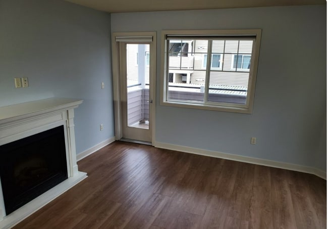 Photo - 13413 97th Ave E Unidad 203