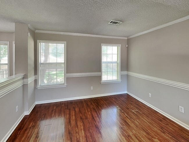 Photo - 5913 Sycamore Manor Cove