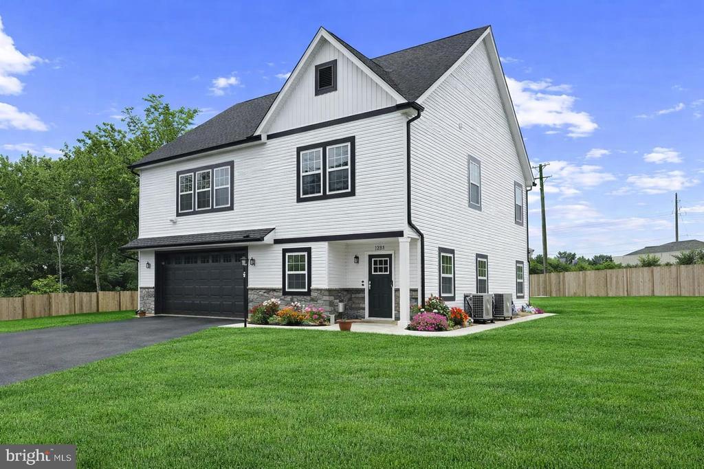 Photo - 8321 Maplewood Dr