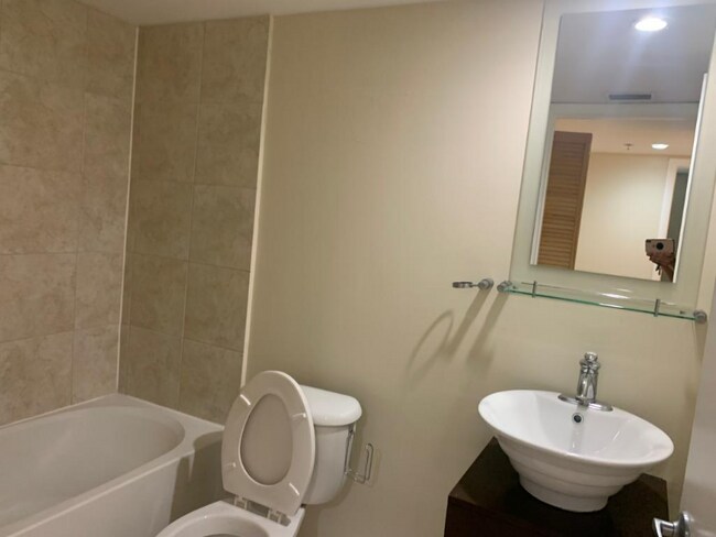 Photo - 701 S Madison Ave Unit 215