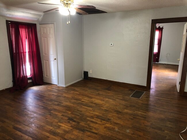Photo - 821 Ottawa St Townhome