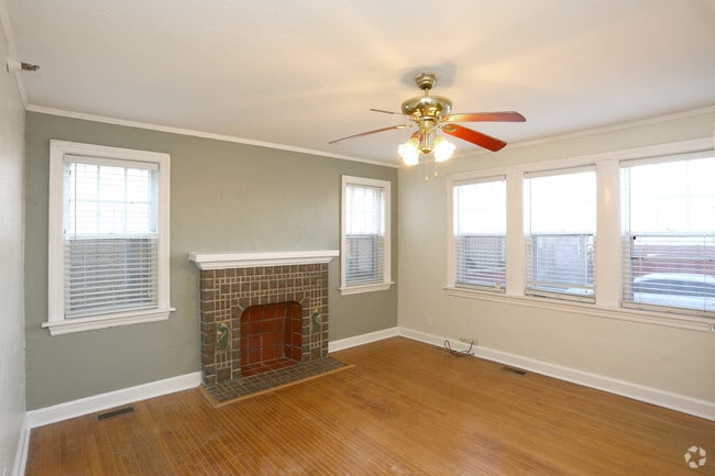 2HAB, 2BA -A- 1,100&nbsp;ft² - Habitación principal - The Avalon